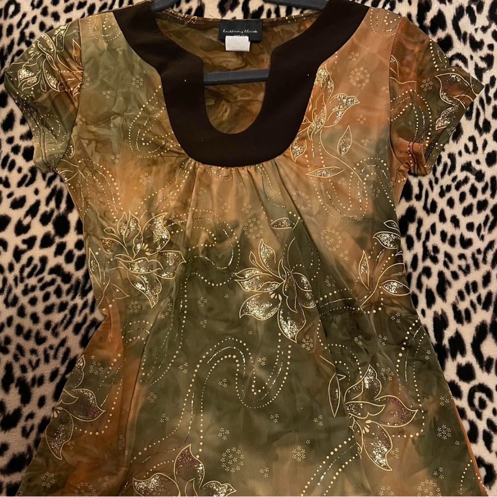 y2k green and brown floral short sleeve shirt size S